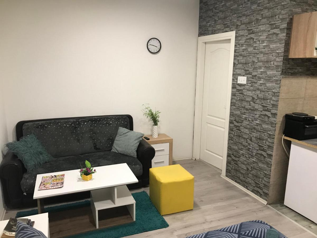 Zen Apartmani ซเรนยานิน ภายนอก รูปภาพ