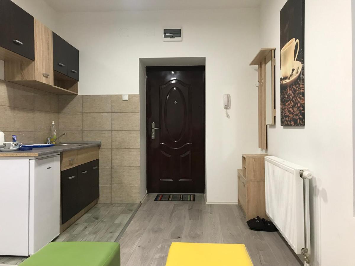 Zen Apartmani ซเรนยานิน ภายนอก รูปภาพ